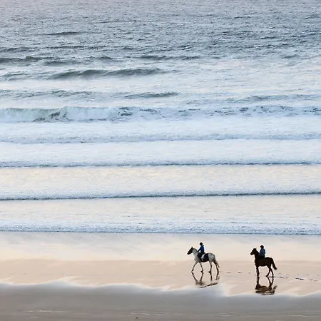 Trump International Golf Links & Ireland 5* ドンベッグ